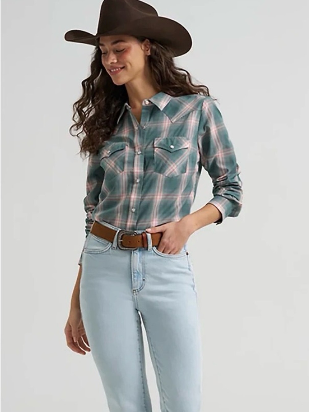 Wrangler Retro Essential Snap Front Plaid button down NWT